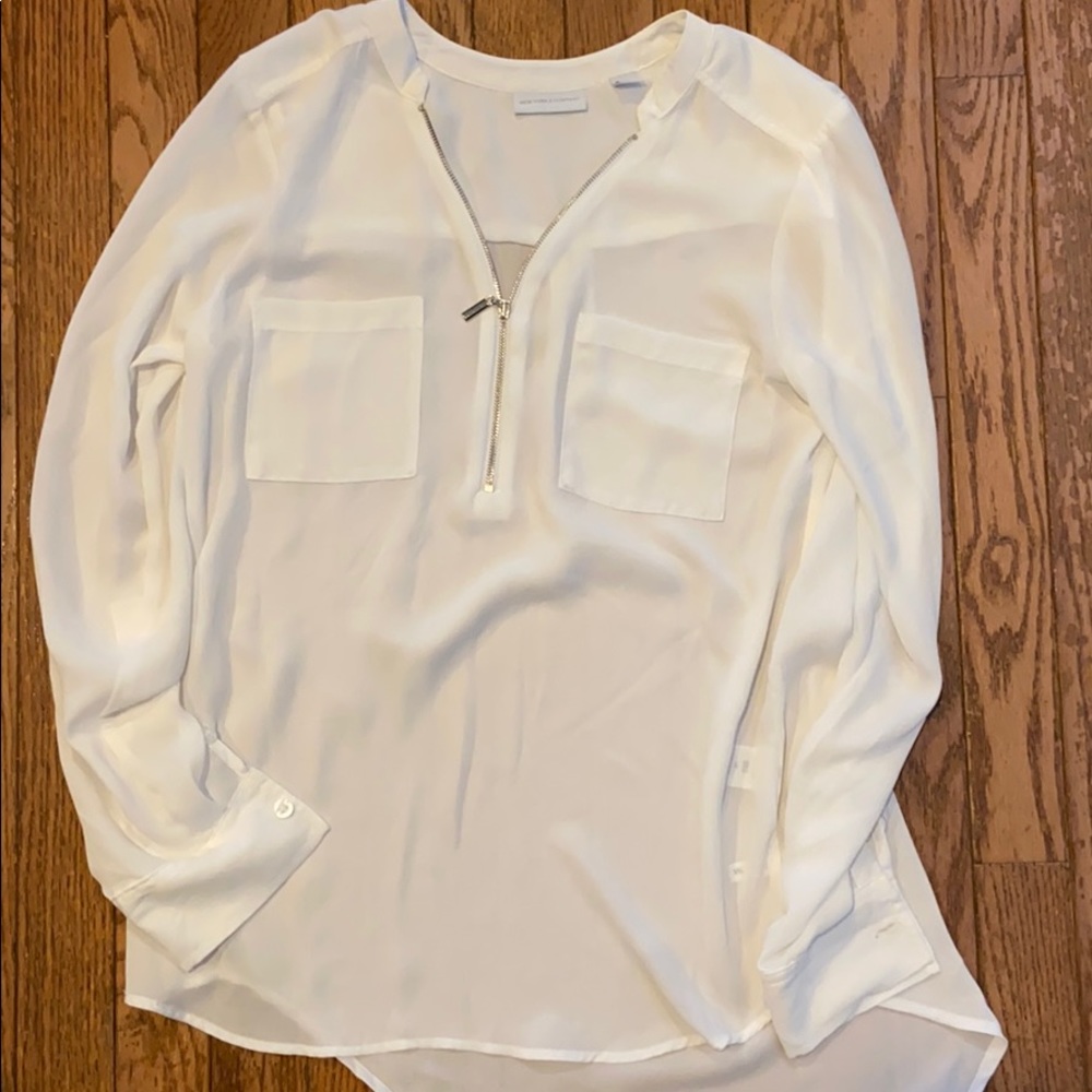 NYC Zipper Blouse  🎉5/$25